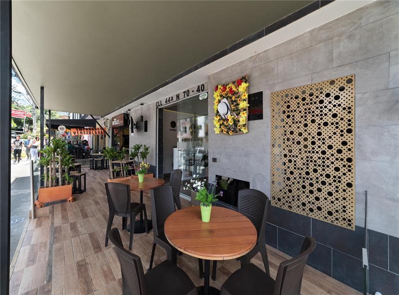 Hotel Prestige 麦德林 外观 照片